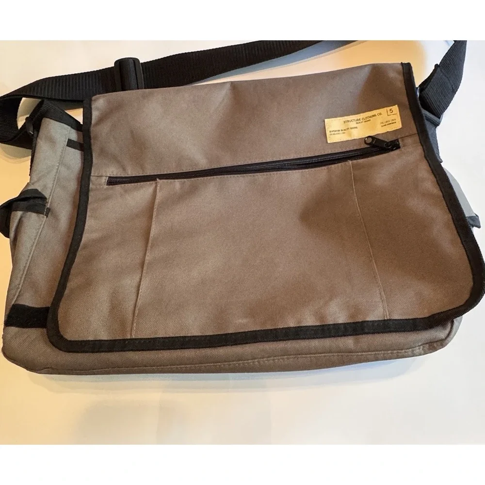 NWT Vintage Structure Clothing Co. Crossbody Messenger Bag - Green &‎ Black